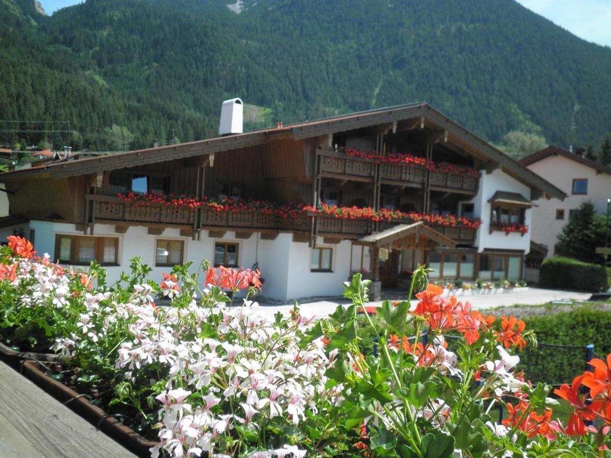 Landhaus Appartement Kofler Ferienwohnungen,Zimmer Maurach  Exterior foto